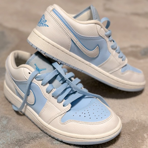 Nike Shoes - Nike women’s Air Jordan 1 Low SE , white/blue size 6.5